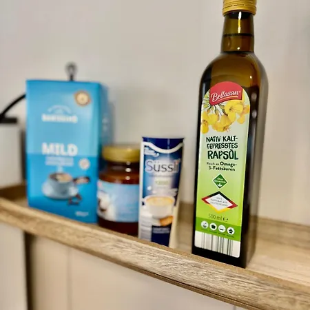 Appartement Fewo-palmtrees 3 - Grosse Und Moderne 2 Zimmerwohnung Mit Sued-west Balkon In Gladbeck-mitte Naehe Movie Park Und Arena Aufschalke Gladbeck